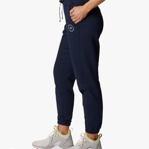 Columbia women’s navy blue jogger